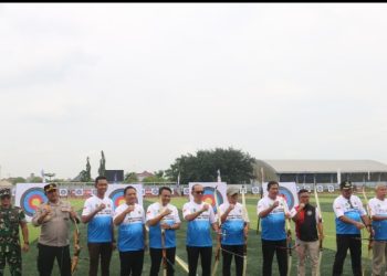 Resmi Buka Sirkuit Panahan Jateng IV di Pati